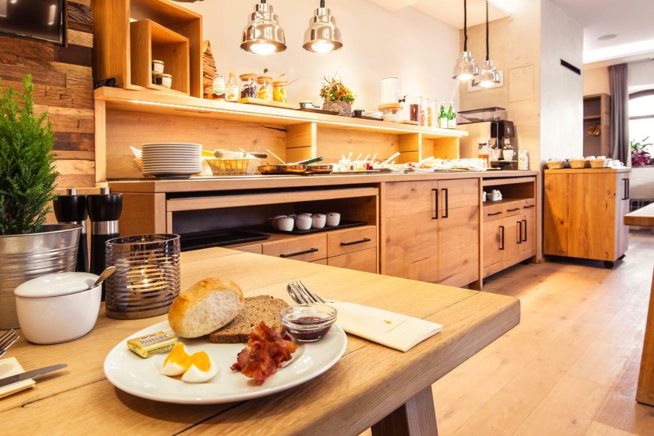 Hotel Tannenhaus Schöneck Zewnętrze zdjęcie